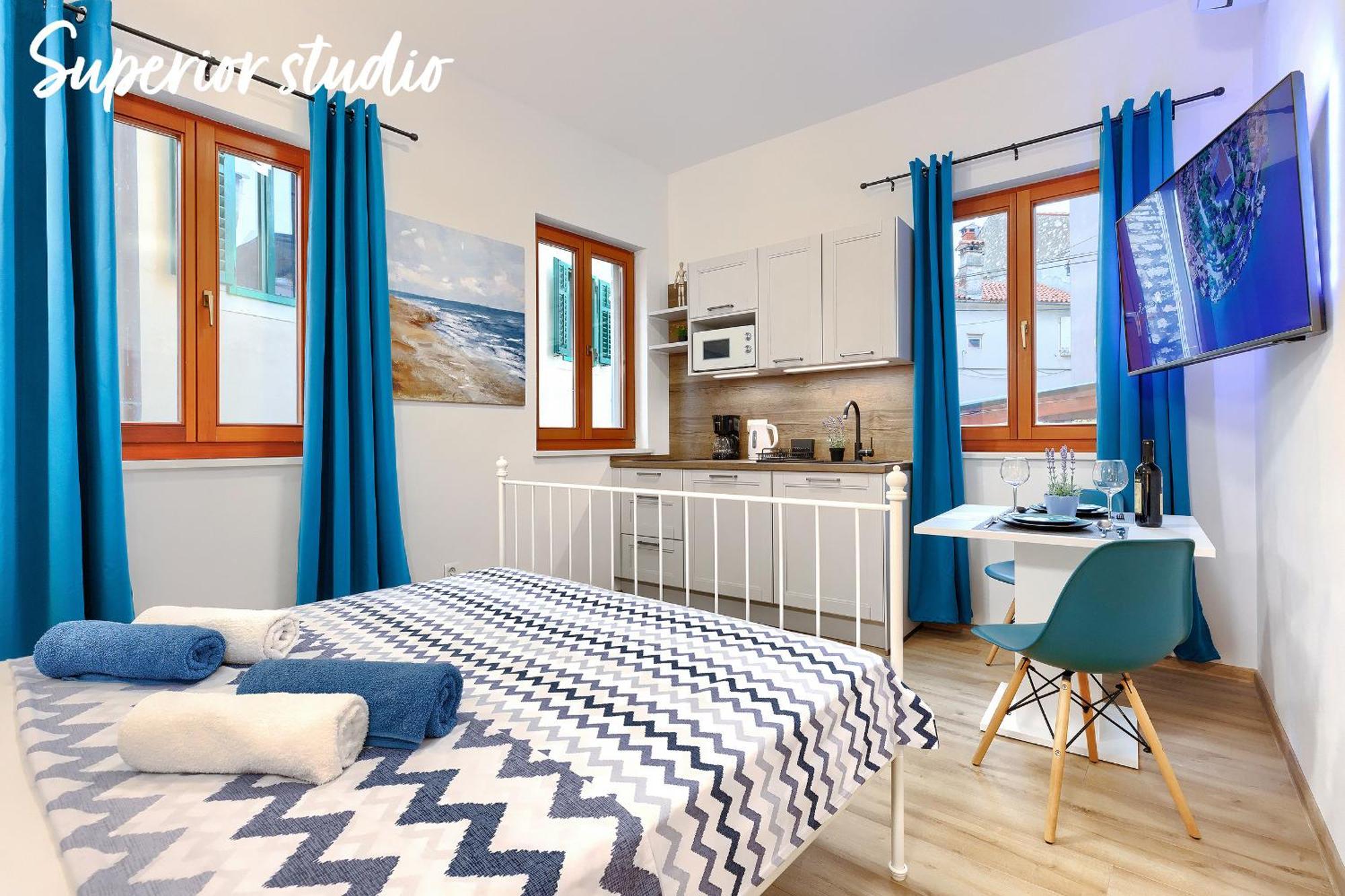 Studios Notte Sul Porto Rovinj Exterior photo